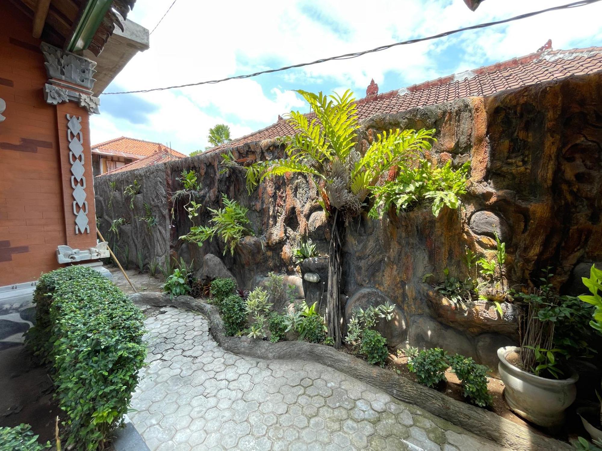 Kubu Elsa Bali Hotel Lovina  Ngoại thất bức ảnh