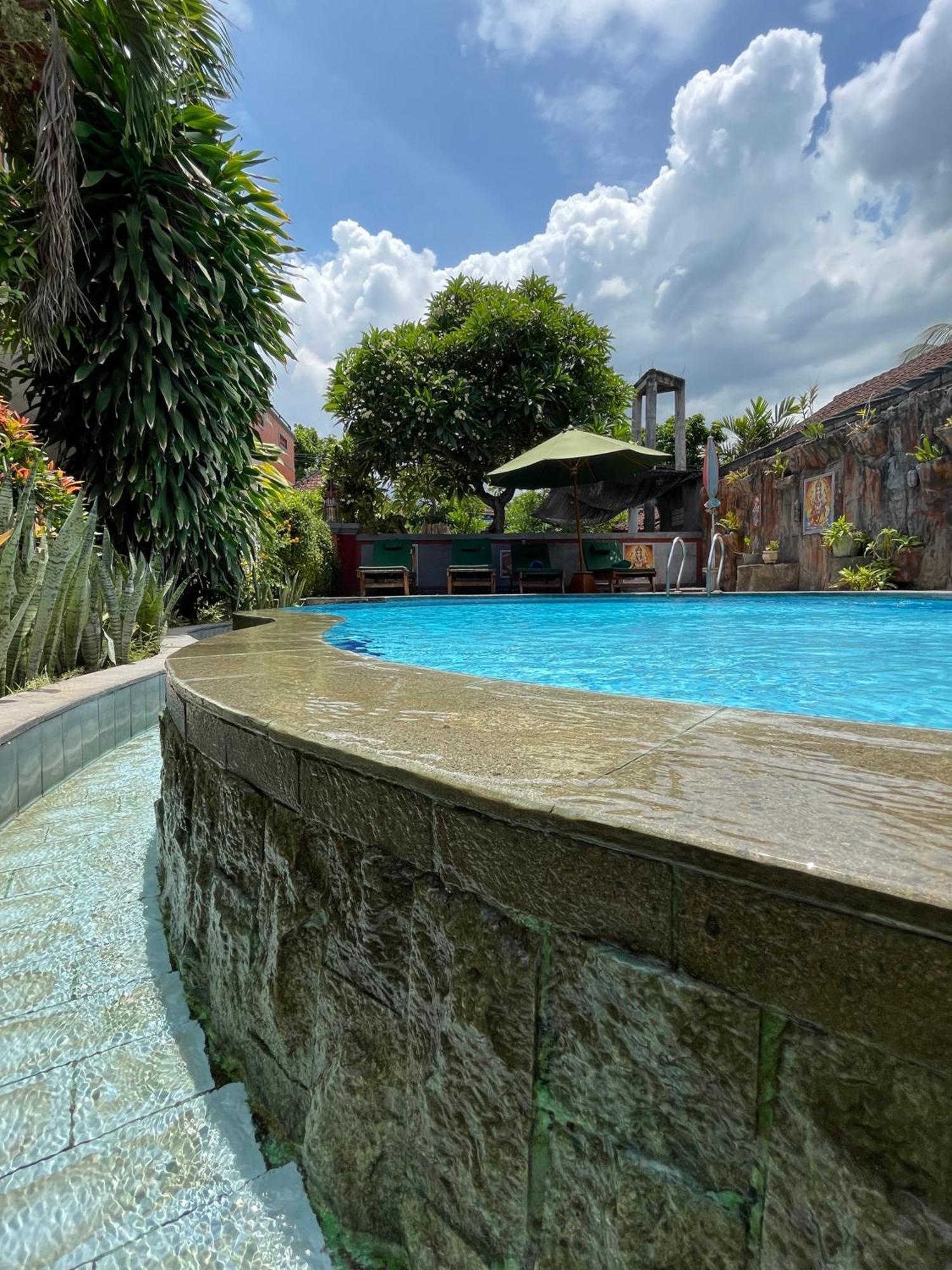 Kubu Elsa Bali Hotel Lovina  Ngoại thất bức ảnh