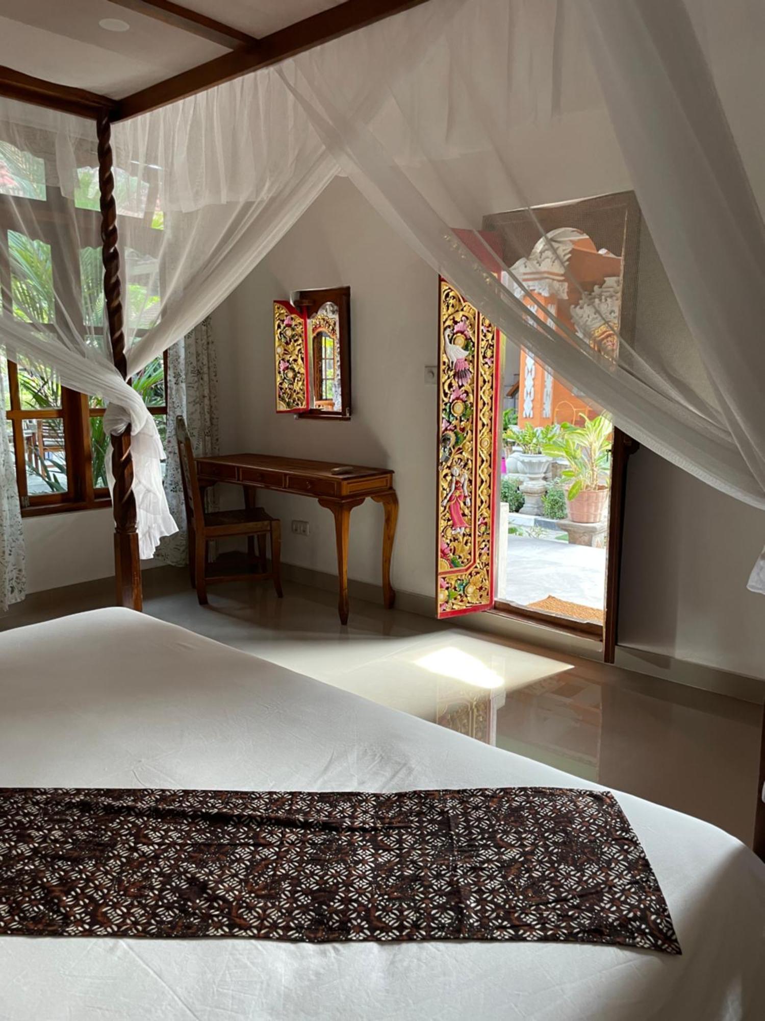 Kubu Elsa Bali Hotel Lovina  Ngoại thất bức ảnh