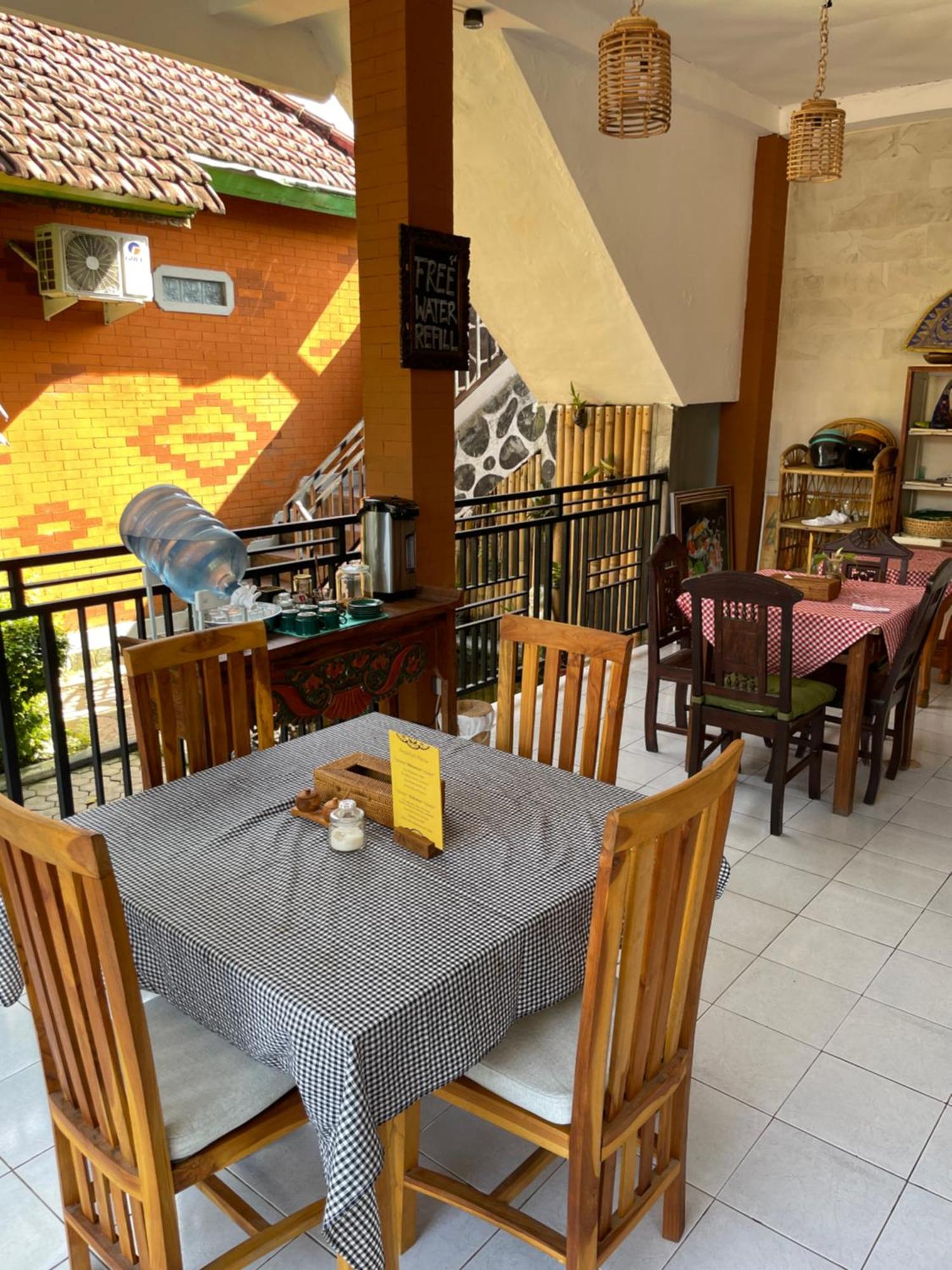 Kubu Elsa Bali Hotel Lovina  Ngoại thất bức ảnh