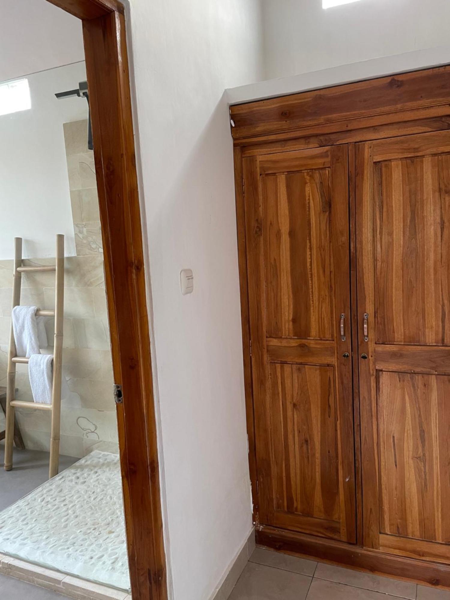 Kubu Elsa Bali Hotel Lovina  Phòng bức ảnh