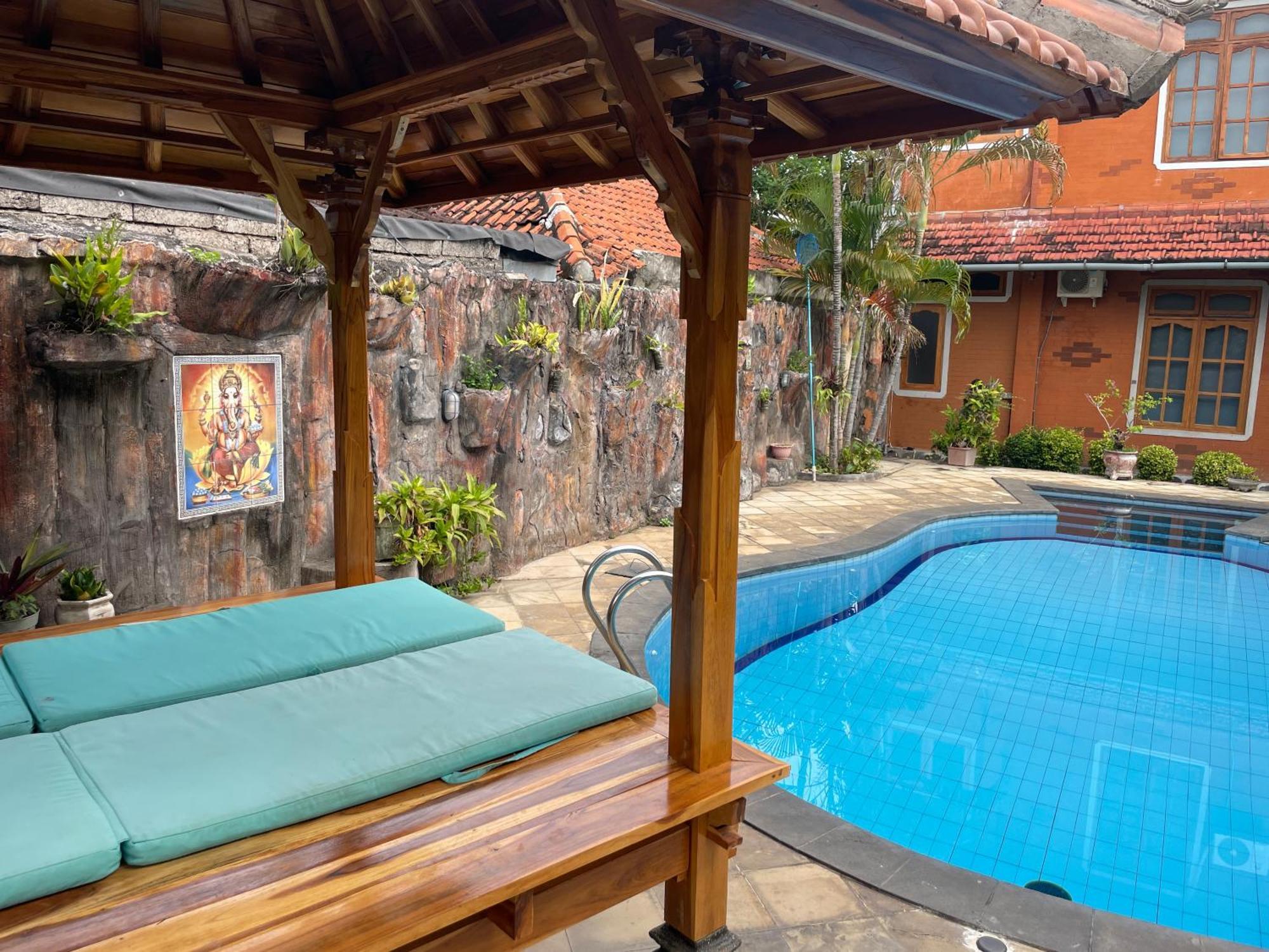 Kubu Elsa Bali Hotel Lovina  Ngoại thất bức ảnh